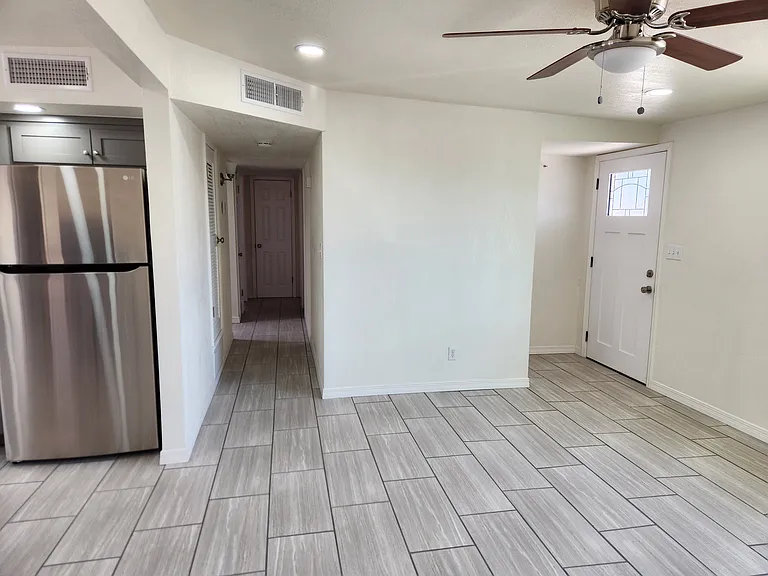 8129 Staghorn Dr — Photo 10
