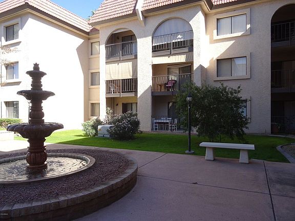5th image of 3033 E Devonshire Ave Unit 3005