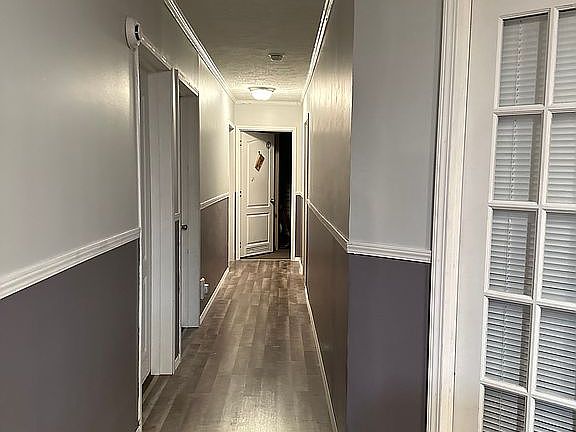 Office/ hall to 3 bedrooms 