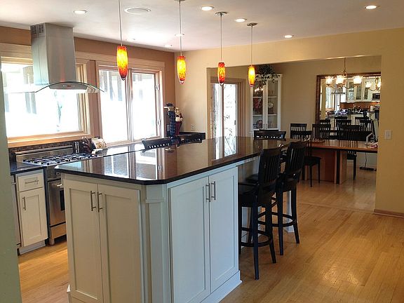 Kitchen & Dining Room