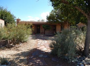 1012 Woodland Ave NW, Albuquerque, NM 87107