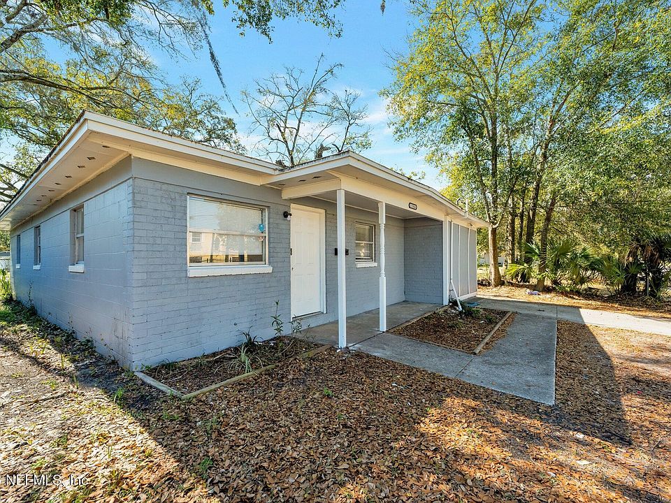 1st image of 1586 W 36TH Street