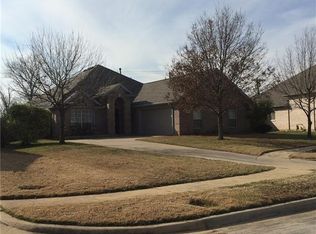 2602 Breezehollow Way, Corinth, TX 76210