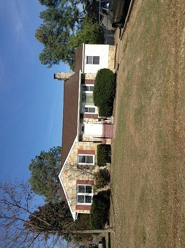 1st image of 105 Laurel Ave