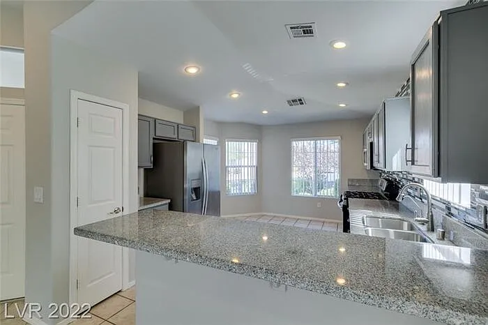 279 Deerleap Cir — Photo 10