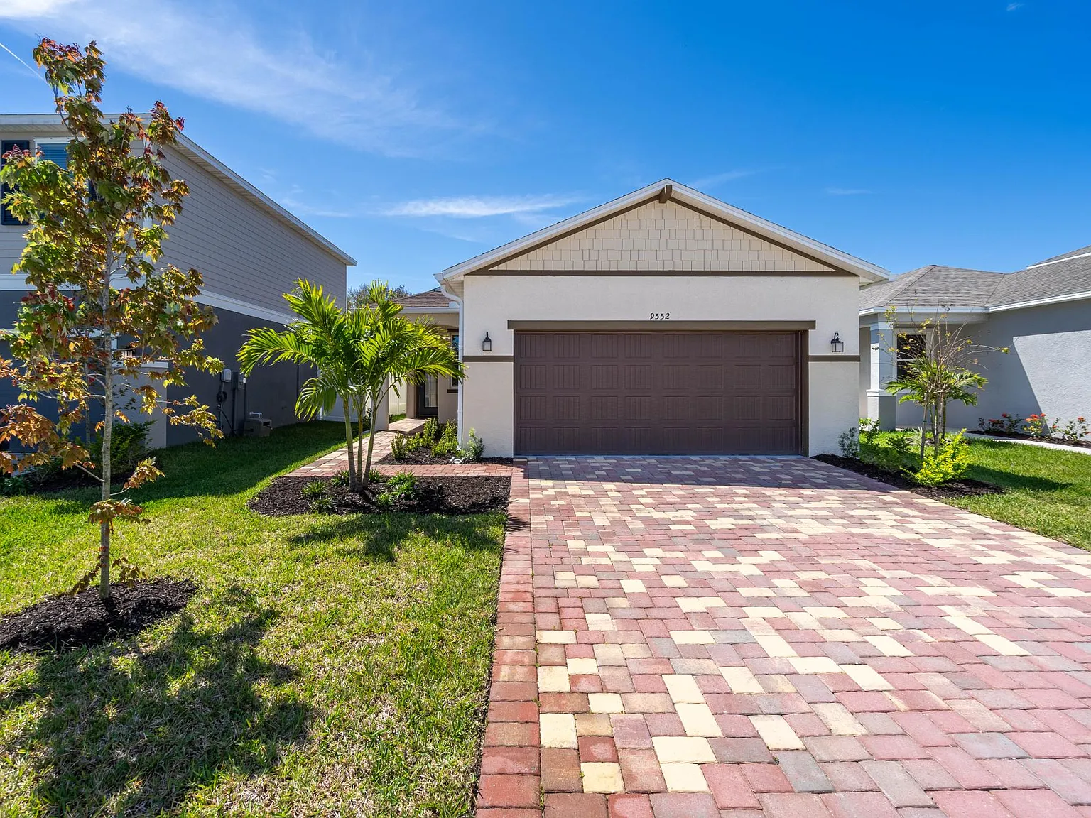 3 bed, 1637 sqft, $2,450 — Photo 1