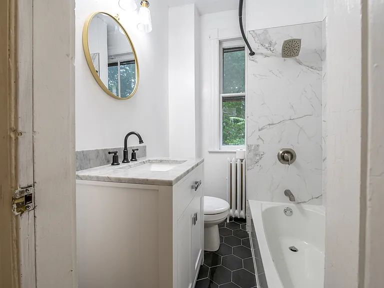115 Foster St #2A — Photo 6