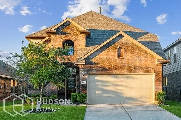 12923 Madison Boulder Ln