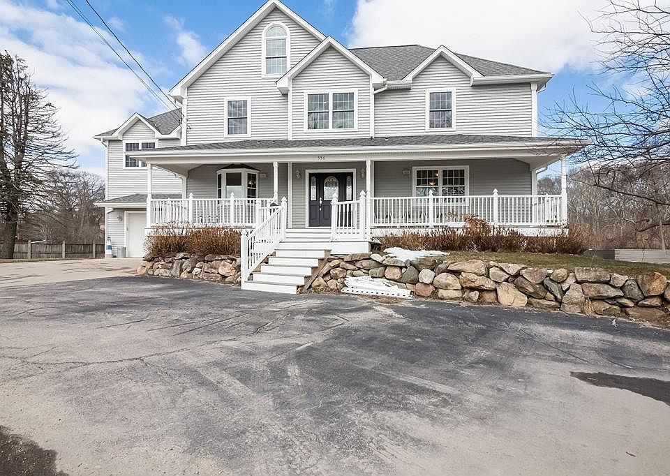 1st image of 556 Pond St