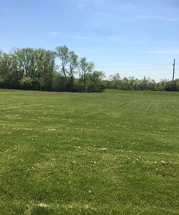 3rd image of 2401 N Elmkirk Park