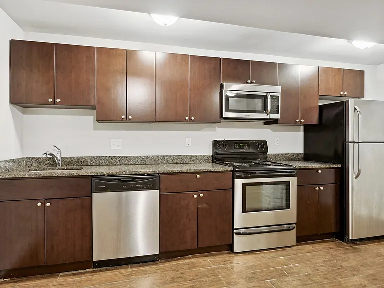 4029 Spruce Street — Photo 8