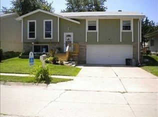 13635 V St, Omaha, NE 68137