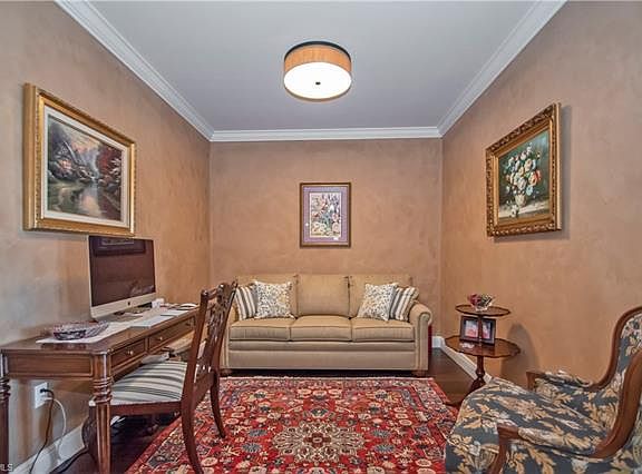4th image of 23151 Fashion Dr Unit 304