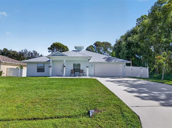 2861 SW Giralda St, Port Saint Lucie, FL 34953