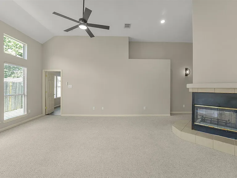 19254 Dillsbury Ct — Photo 23