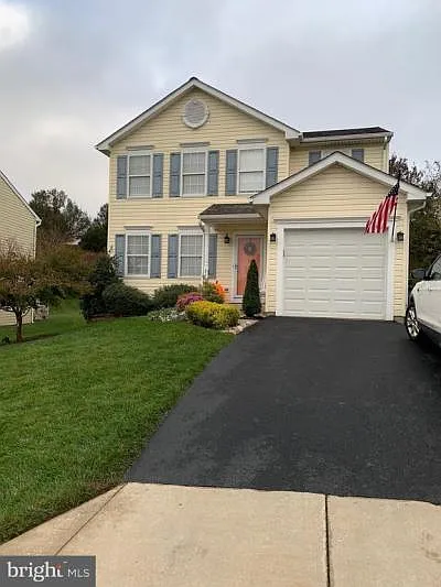 211 Montpelier Ct photo 1