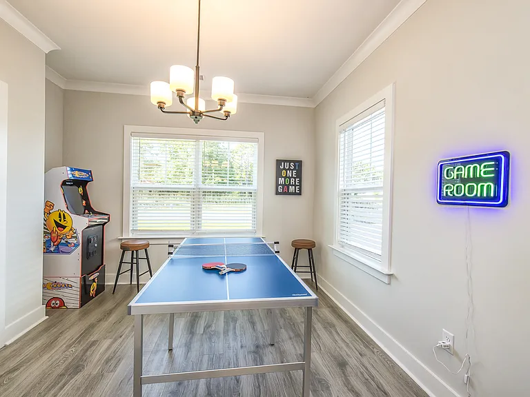 4811 Shelley Dr — Photo 33