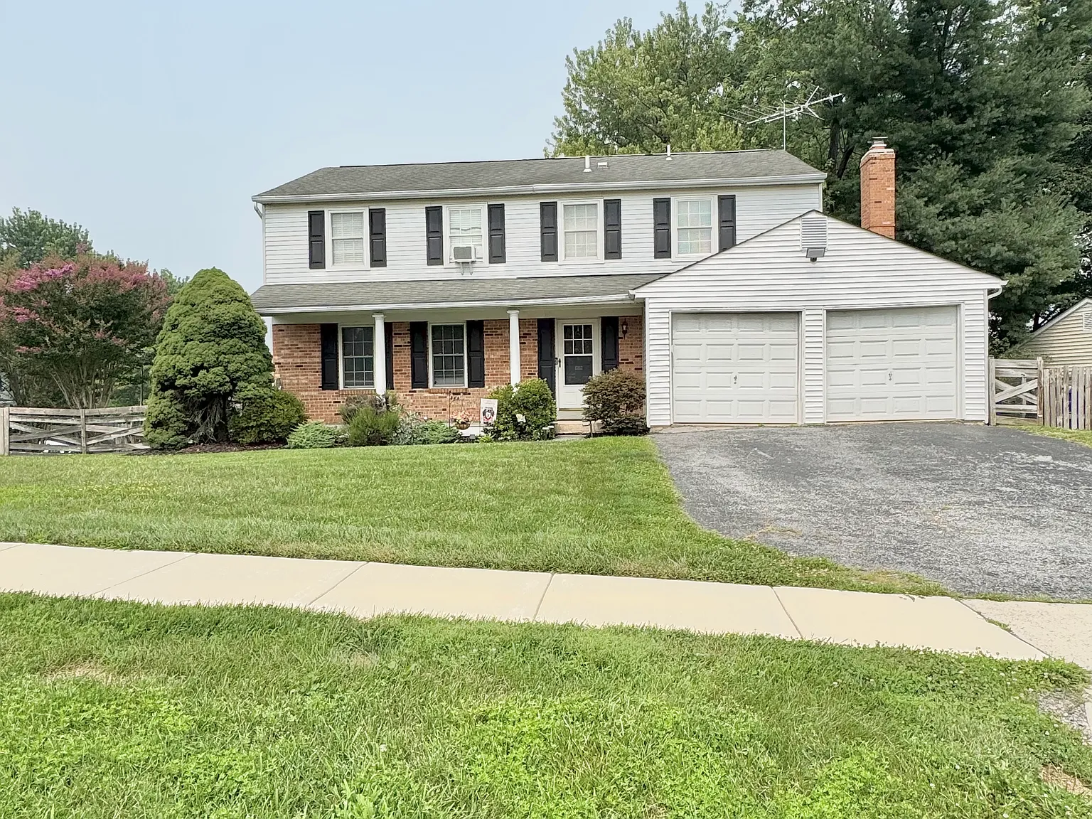 5 bed, 3.5 bath, 2602 sqft, $3,150 — Photo 1