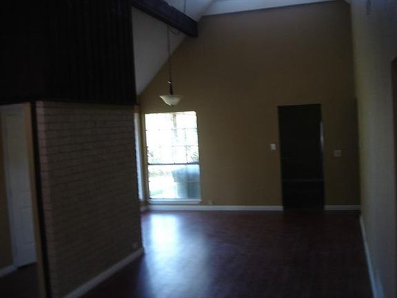 2nd image of 2882 Elsinor Dr