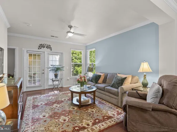 11800 Old Georgetown Rd APT 1410, North Bethesda, MD 20852