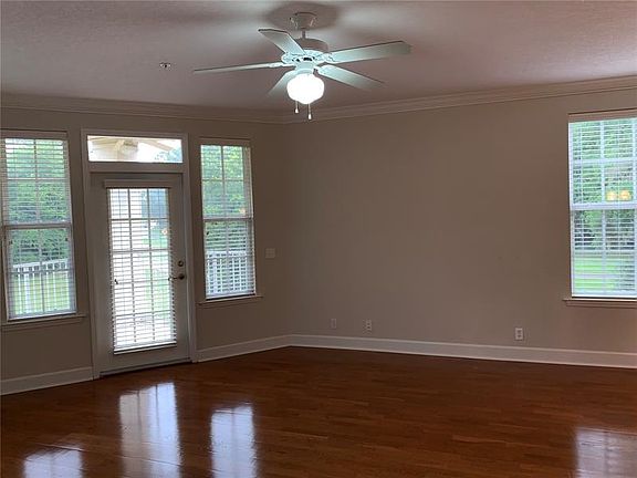 5th image of 4715 SW 91st Dr Unit 201