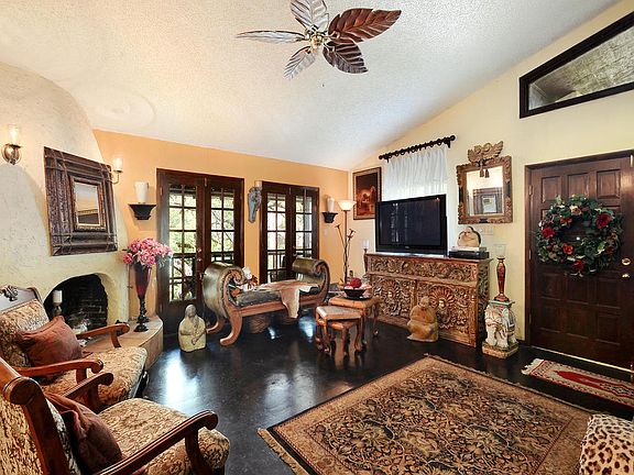 4th image of 1803 Barton Hills Dr