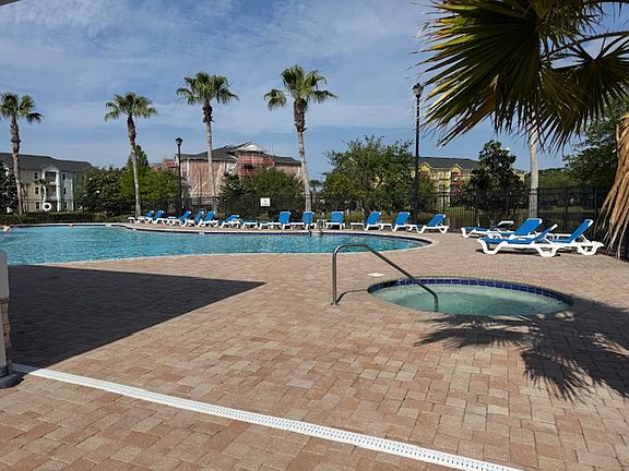 Community Pool and Spa