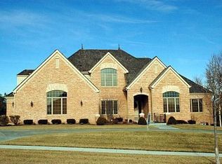 2414 Switchback Rd, Lincoln, NE 68512