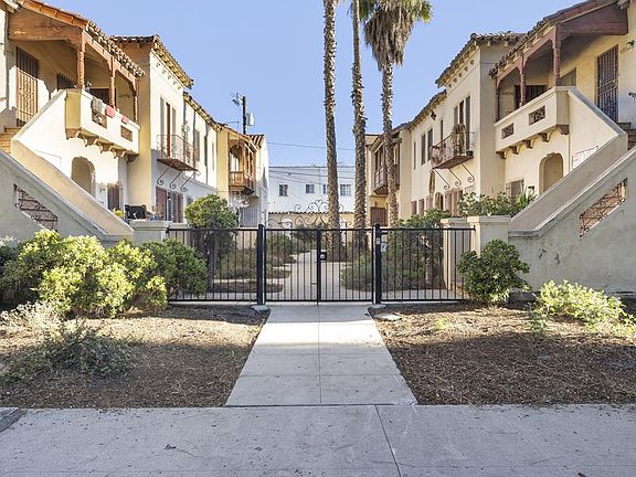4th image of 4172 3/4 S Leimert Blvd