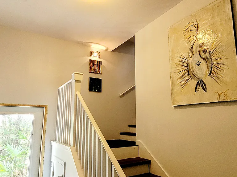 69 Apple Ct #A — Photo 8