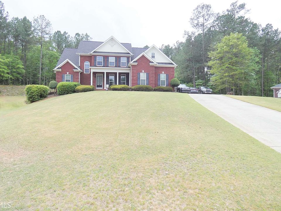 1st image of 595 Guinevere Ct