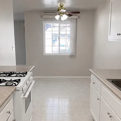9473 Mills Ave #3 — Photo 6