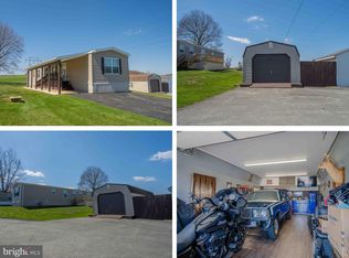 133 Rain Dove Dr, Red Lion, PA 17356