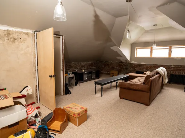 3344 Giles Place image 16 of 18