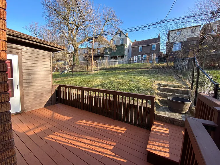 1731 Broadway Ave — Photo 20