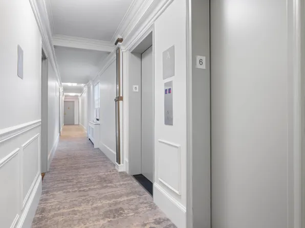 304 West 75th Street image 8 of 13