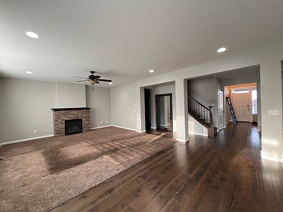 5th image of 665 Hunter St