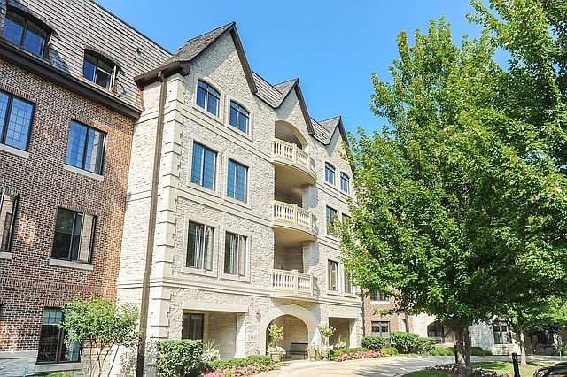 1st image of 1800 Amberley Ct APT 103
