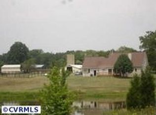 203 Raines Tavern Rd, Farmville, VA 23901