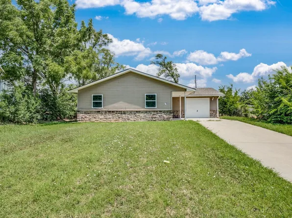 2608 N Spruce St, Wichita, KS 67219