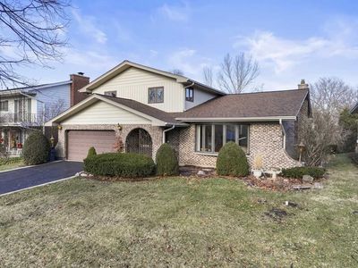 304 E Hiawatha Trl, Mount Prospect, IL, 60056