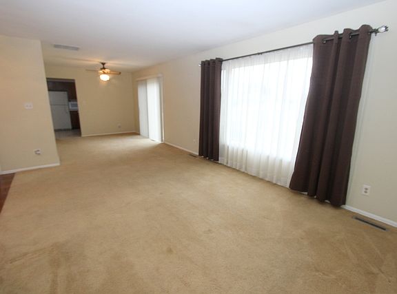 5th image of 4712 Chesterfield Dr