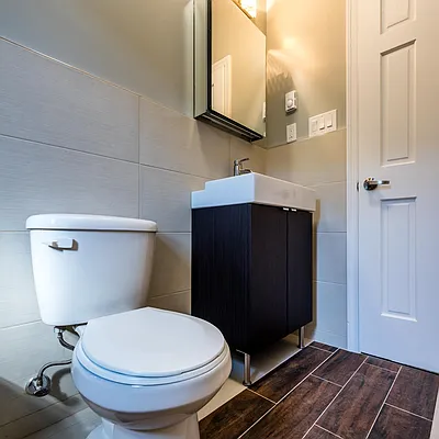 Rented by Nooklyn NYC LLC | media 46