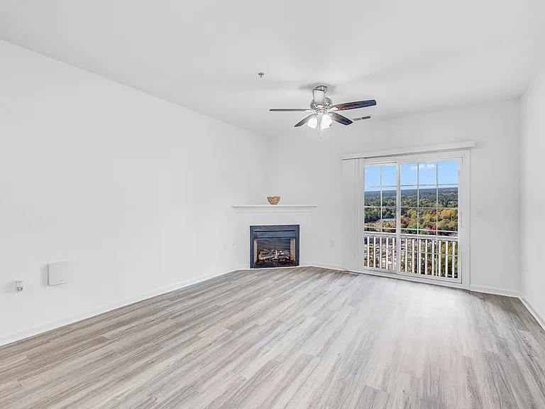 The Flats at Leland — Photo 35