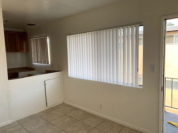 3rd image of 1619 W 206th St APT F