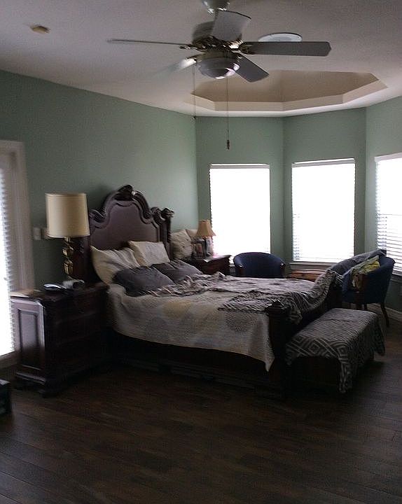 1st image of 301 Pintail Ln
