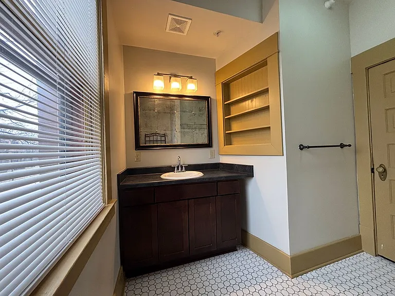 641 19th Street 1821 Woodland Ave — Photo 22