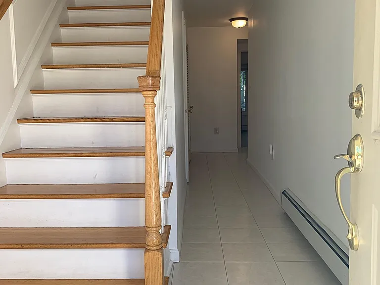 9 Hackensack Plank Rd — Photo 2