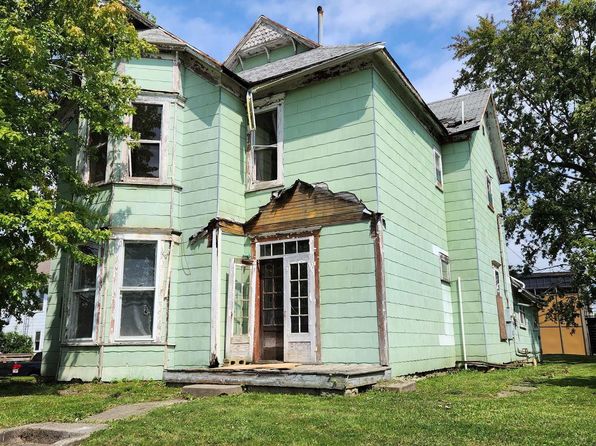 126 W Pleasant St, Dunkirk, IN 47336