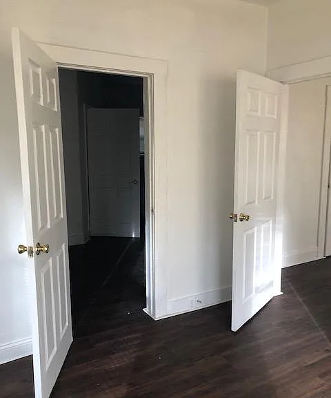 1007 E Lake Ave — Photo 2